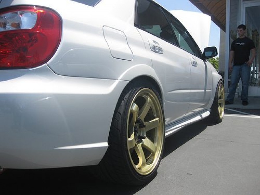 Subaru Impreza wheels Rota Grid 18″ 9.5J ET33 255/35 ET38 WRX STI 