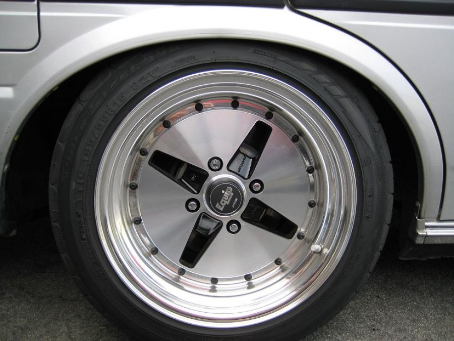 Toyota Cressida X70 wheels Work Equip 02 15″ 7.5J ET6 185/55 8J