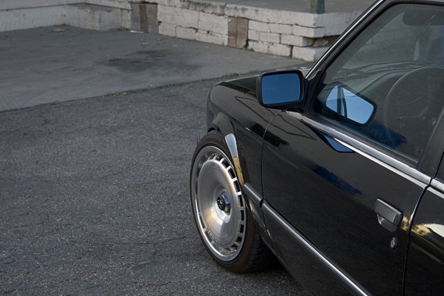 BMW 3 series E30 wheels Impul Hoshino Sillouette 17″ 8J ET36 205/40 9J