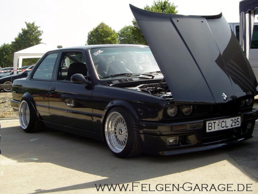 BMW 3 series E30 wheels BBS RS1 16″ 9.5J ET4 215/40 11J ET21 245/35