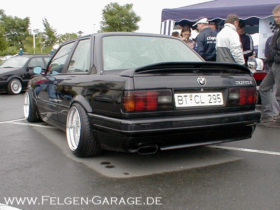 BMW 3 series E30 wheels BBS RS1 16″ 9.5J ET4 215/40 11J ET21 245/35