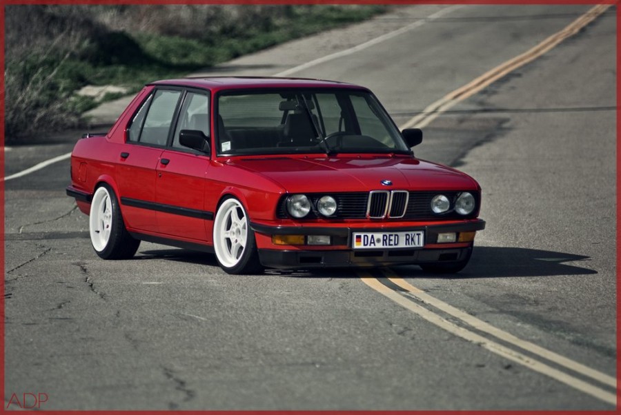 BMW 5 series E28 wheels BMW E31 850CSi 17″ 8J ET10 205/40 9J ET29 215/40 DaRedRocket 