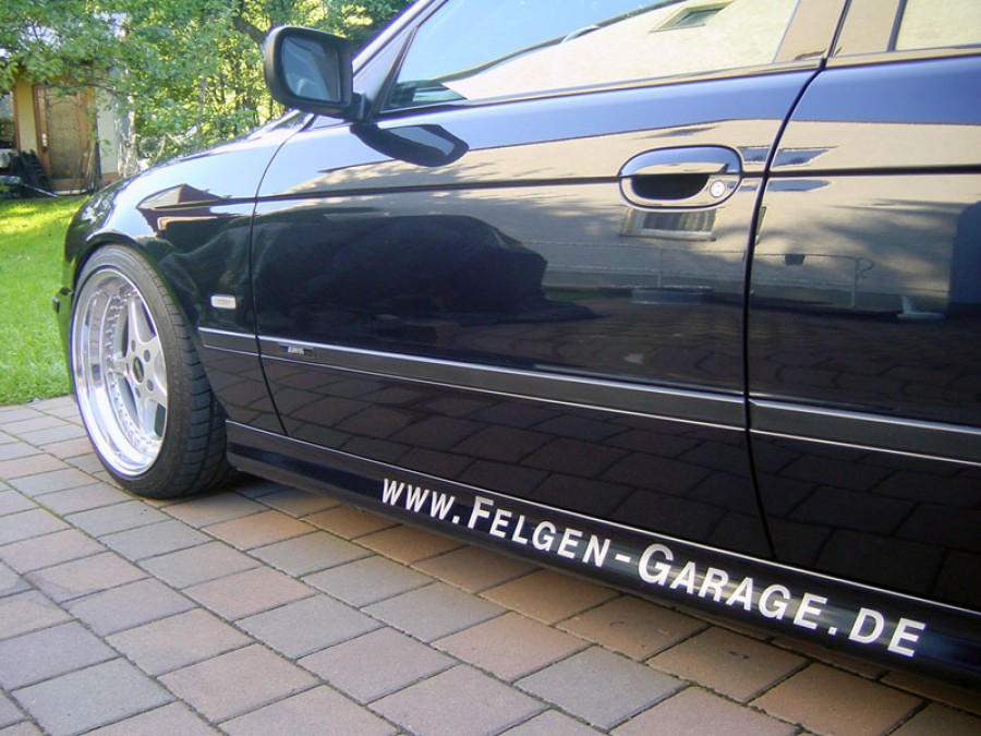 BMW 5 series E39 wheels OZ Racing Mito 18″ 10J ET9 245/40 12J 285/35 M5 