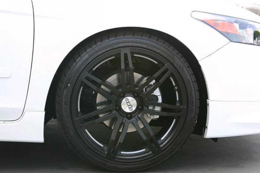 Honda Accord 8 generation wheels Axis Angle 20″ 8J ET35 245/35 9J ET40 275/30