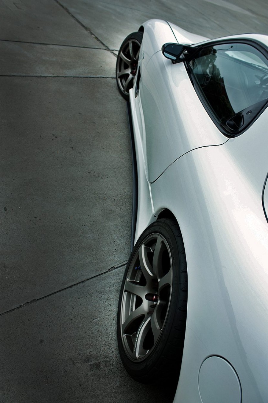Mazda RX-7 FD wheels Work Emotion XT7 18″ 9.5J ET20 235/40 265/35