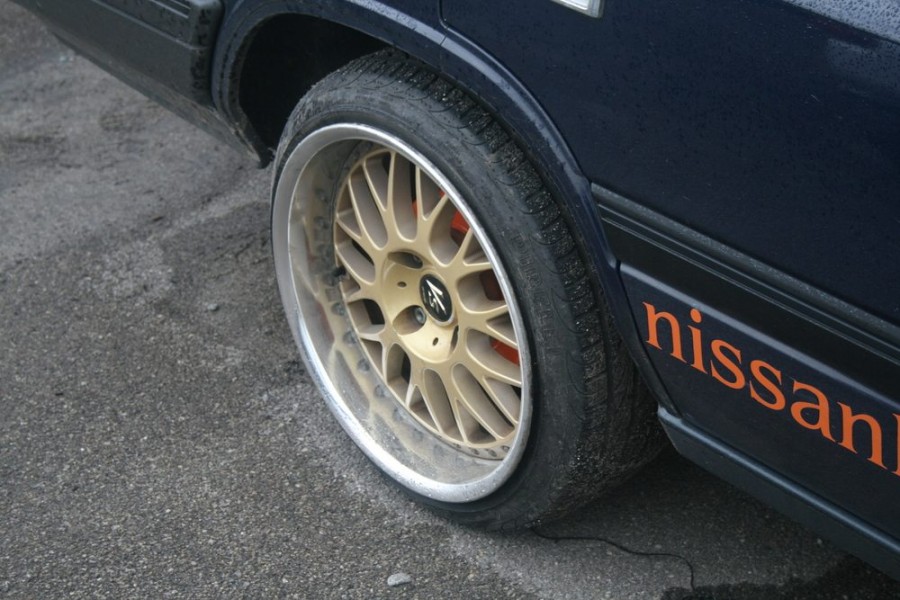 Nissan Laurel C32 wheels Brock B1 16″ 7.5J ET35 195/45 Work VS-XX 17″ 10J ET20 205/40