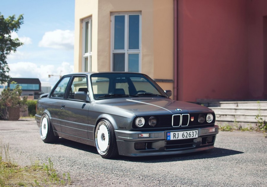 BMW 3 series E30 rines BBS Turbofan 17″ 8J ET5 195/40 9.5J ET7 215/40