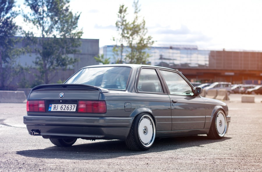 BMW 3 series E30 rines BBS Turbofan 17″ 8J ET5 195/40 9.5J ET7 215/40
