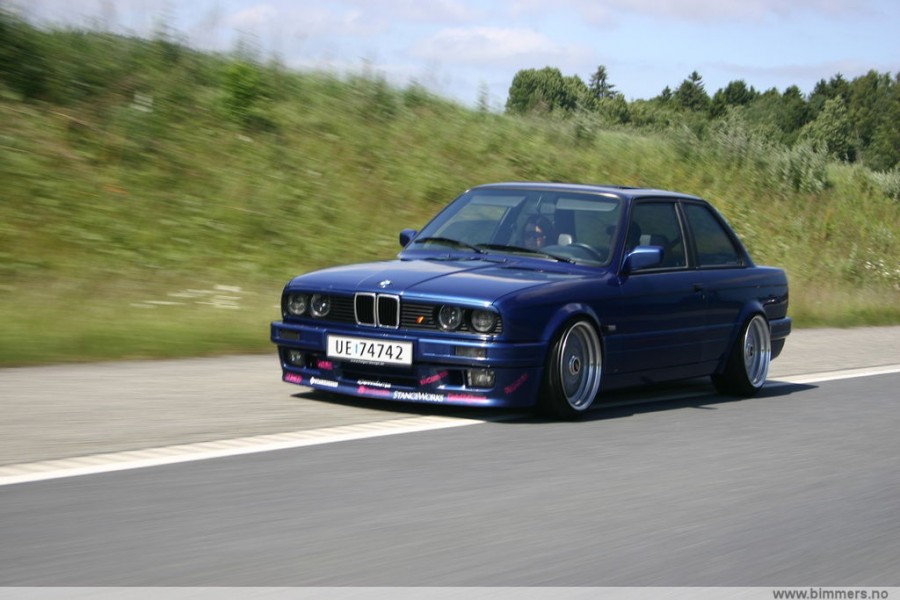 BMW 3 series E30 rines BBS RC090 17″ 9J ET21 205/40 9.5J ET17 215/40