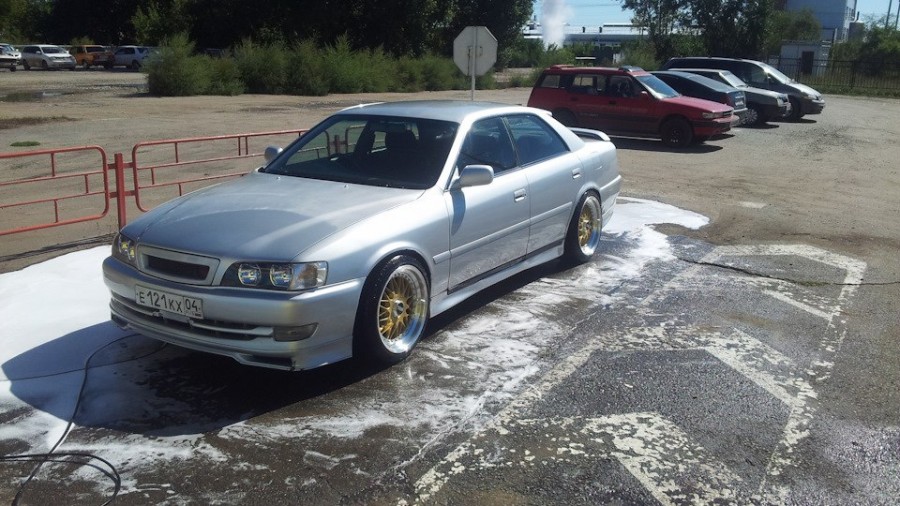Toyota Chaser 100 roues Work Ewing 1 R18 9.5J ET23 225/40
